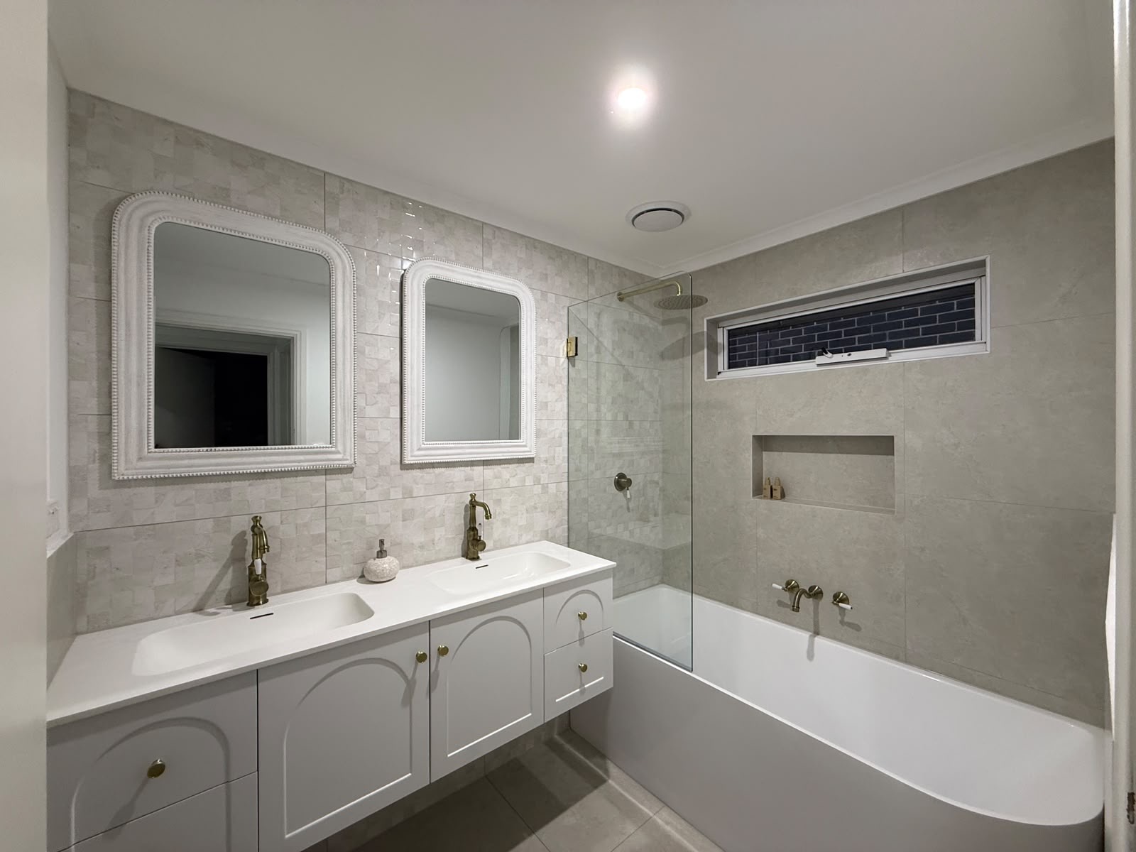 Complete bathroom renovation - Caroline Springs